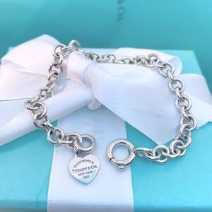 Tiffany & Co Rolo Link Heart tag Charm Bracelet 7” 925 silver  excellent- box